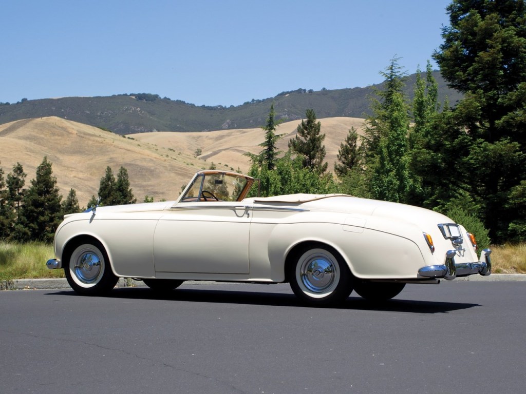 1959 Silver Cloud II Mulliner Drophead 3