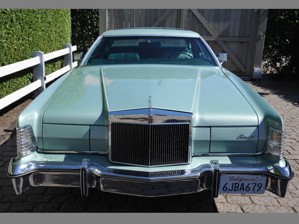 Dark Jade Light Jade 1