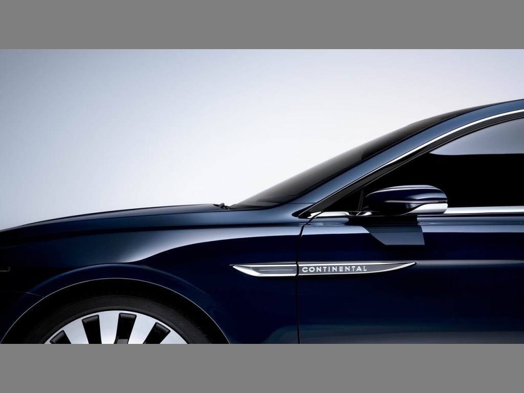 Lincoln Continental Concept 22