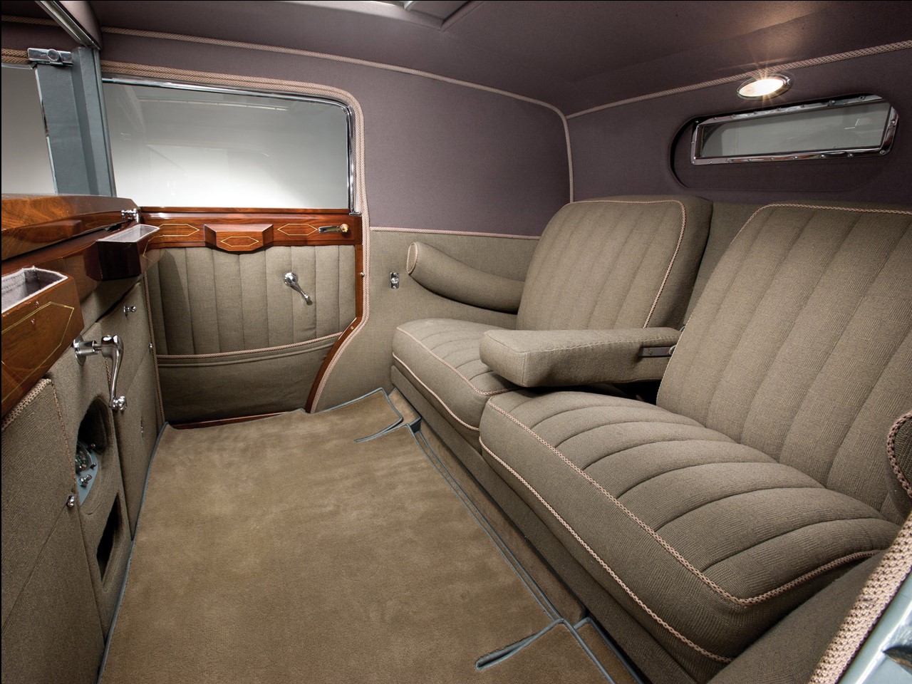 1930 Fleetwood V16 3