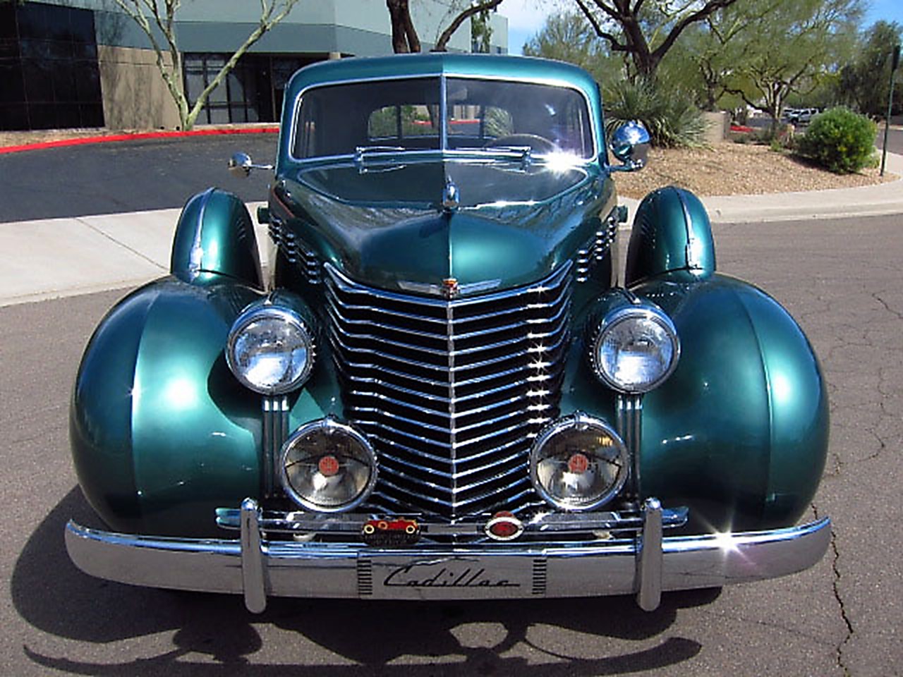 1938 Series Sixty-Special 8