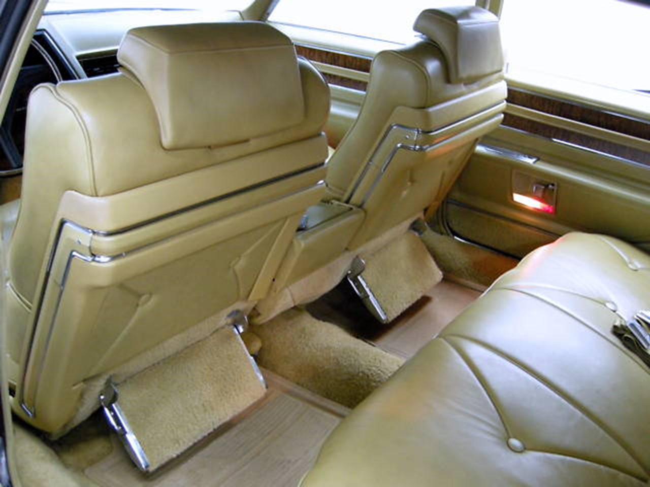 1970 Fleetwood Brougham 5