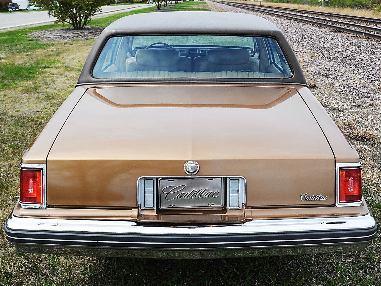 1976 Cadillac Seville 4