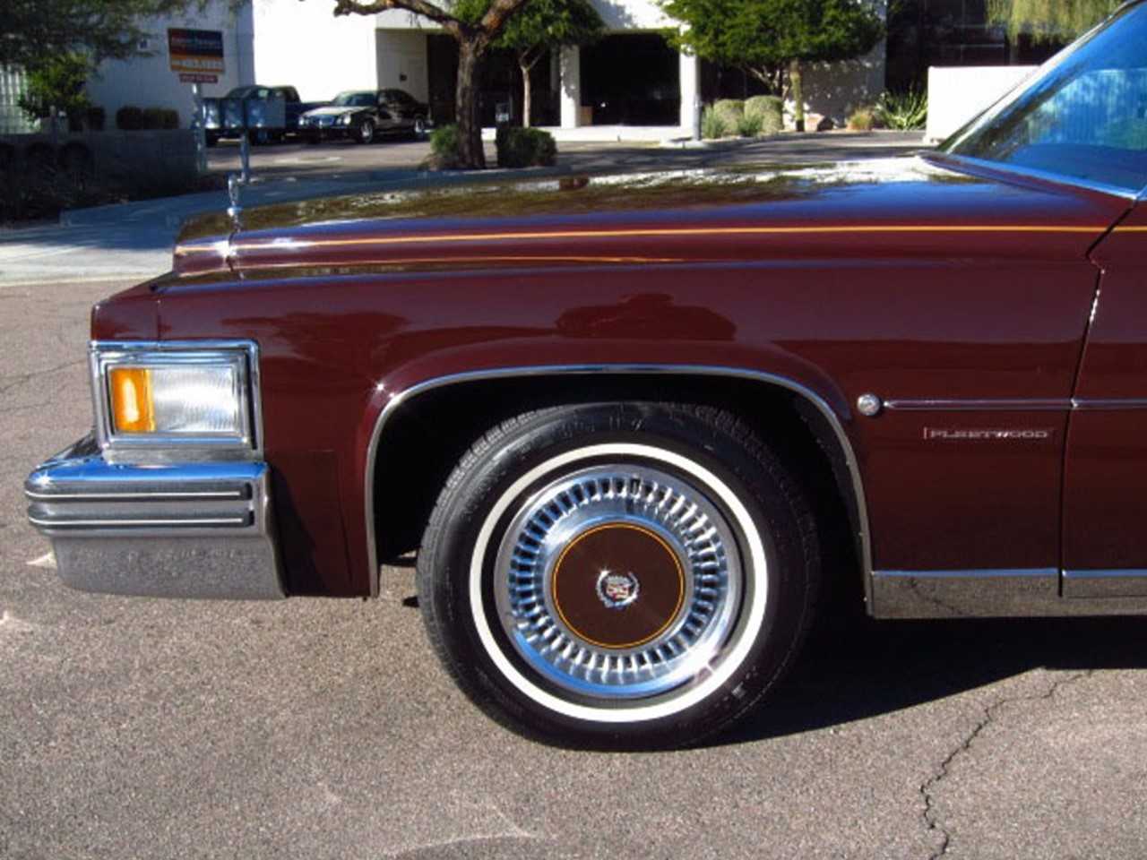 1977 Fleetwood Brougham 1