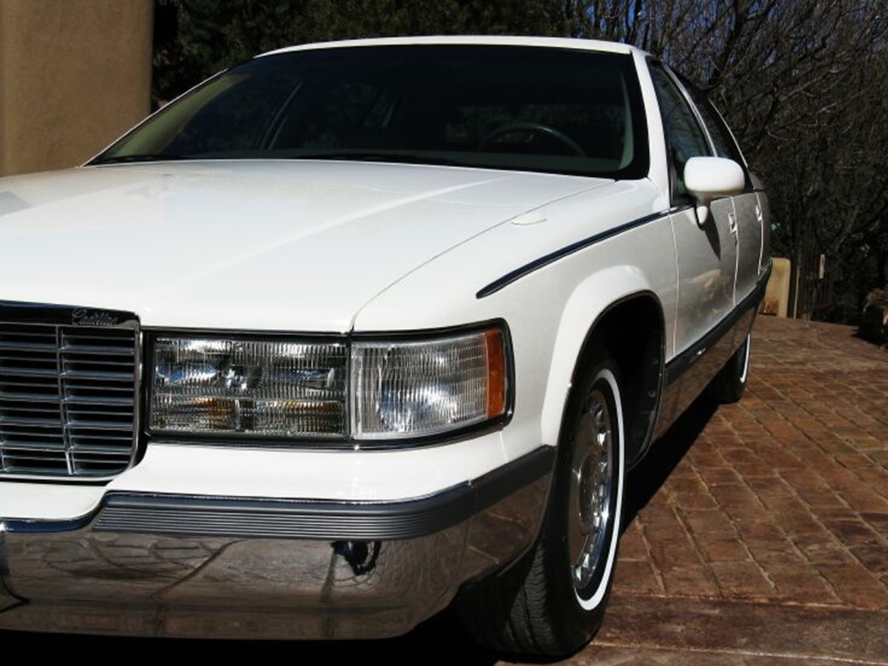 1994 Fleetwood Brougham white 2
