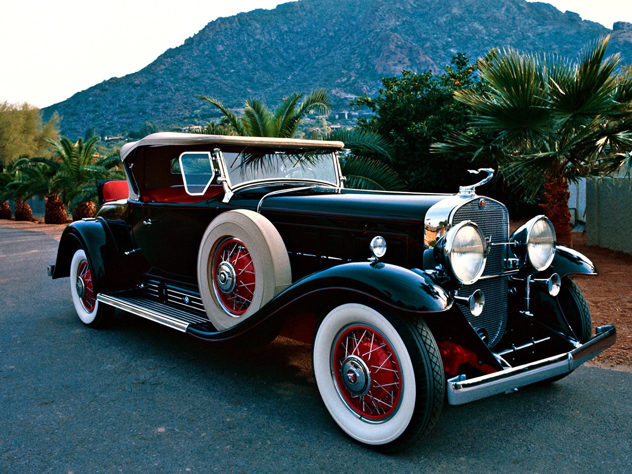 1930 Cadillac Model 452 V16
