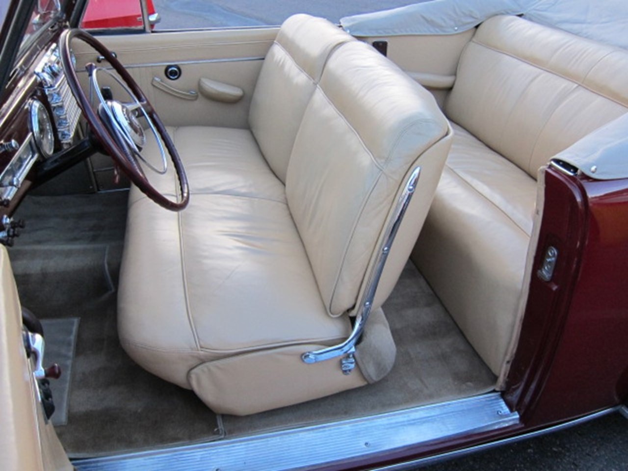 1948 Lincoln Continental 3