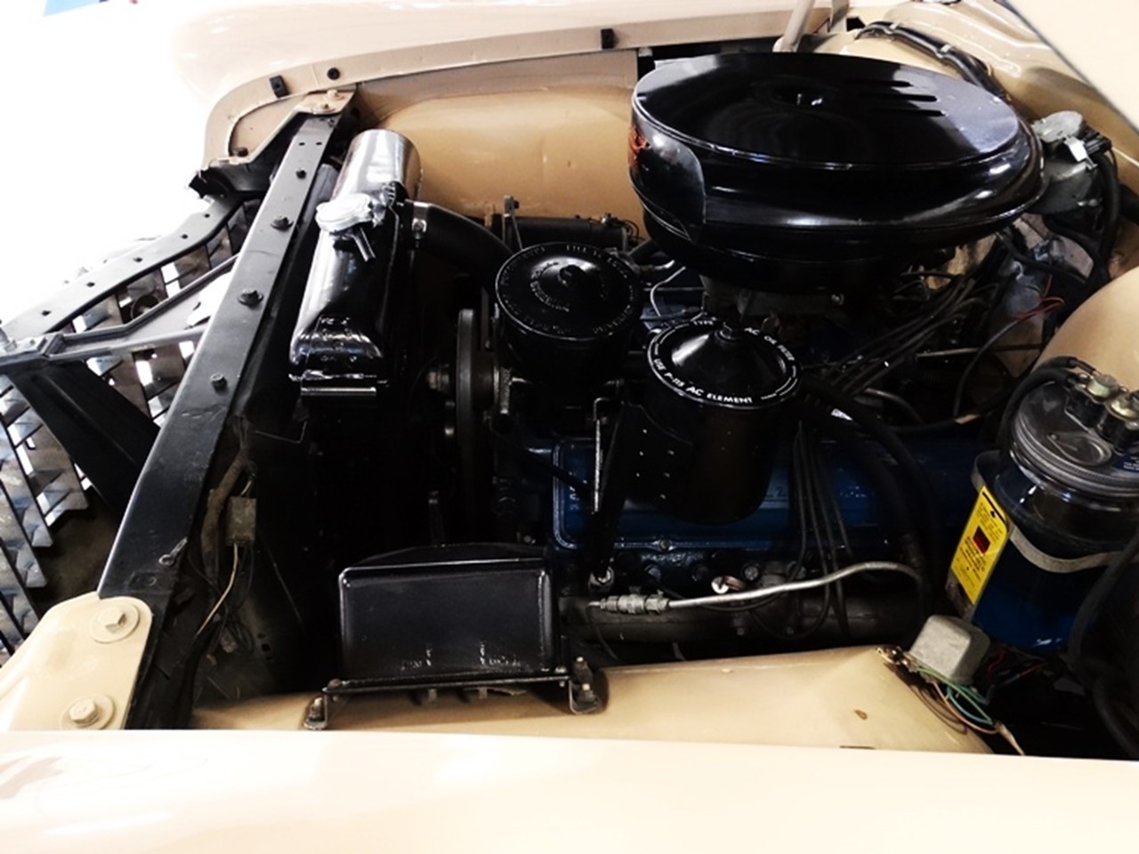 1955 Cadillac Series 62 Coupe deVille 28