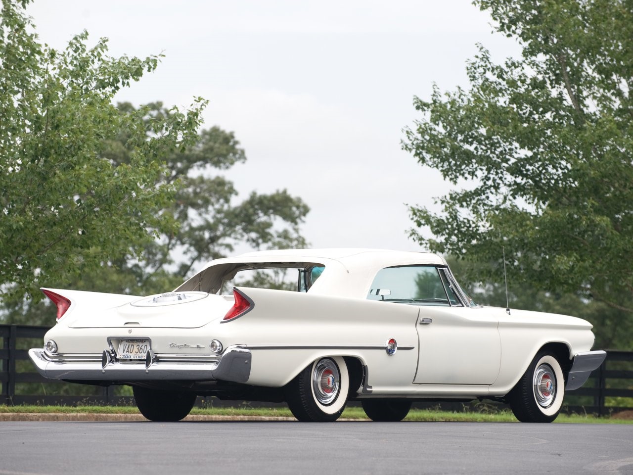 1960 Chrysler 300F convertible coupé 3