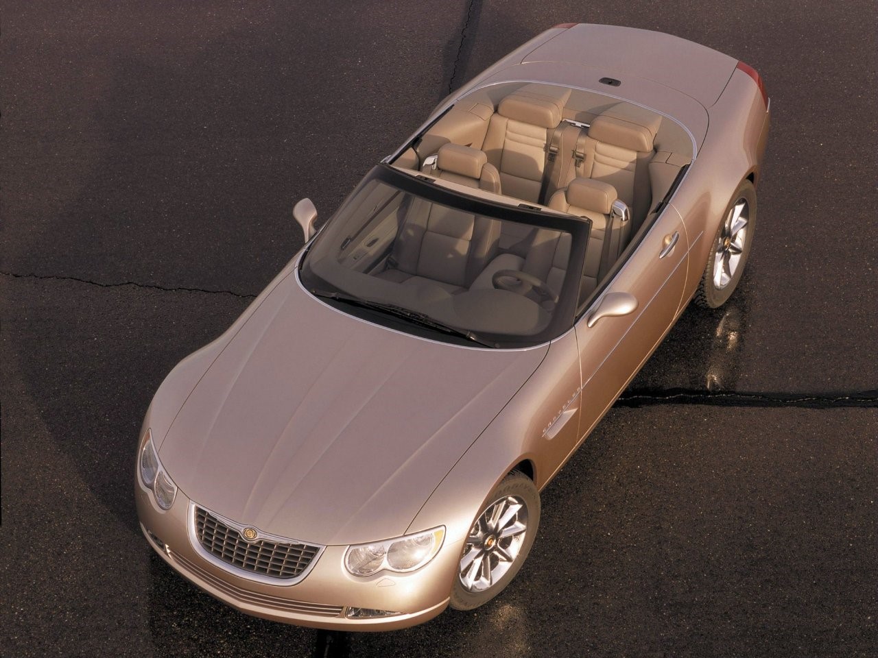 2000 Chrysler 300C concept 4