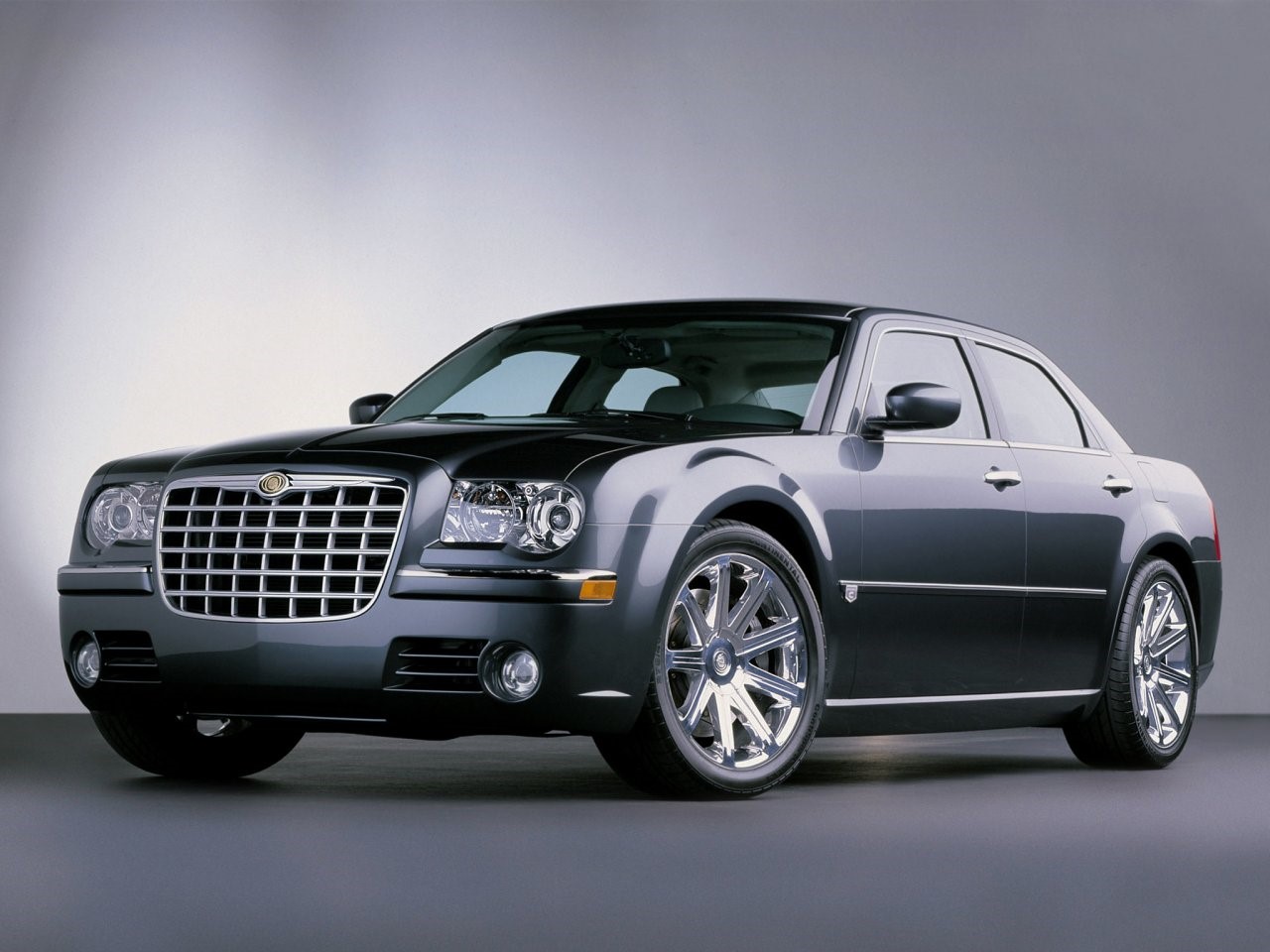 2003 Chrysler 300C concept 2