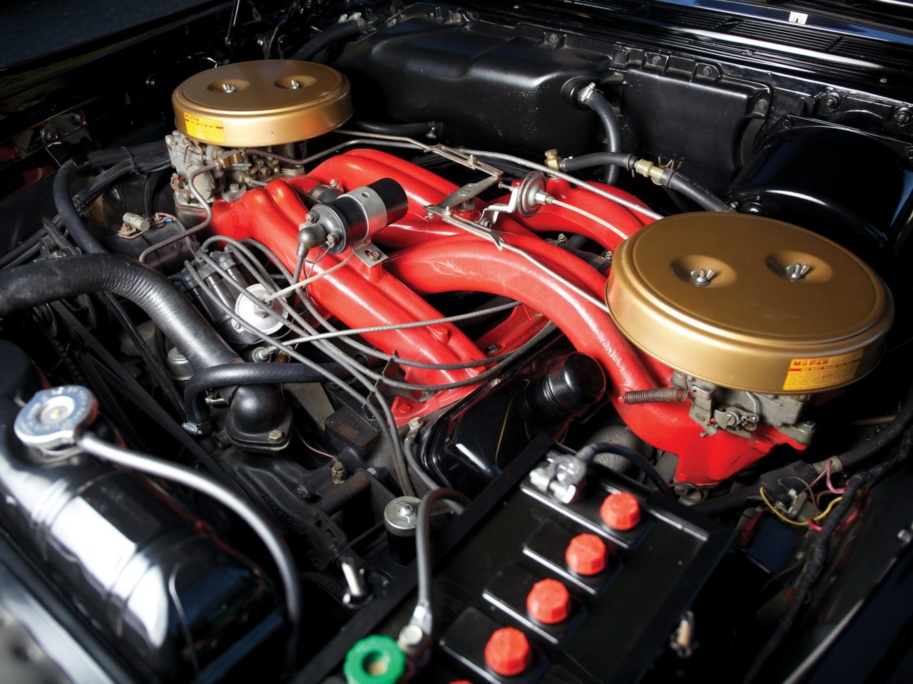6.8 litre Wedge-head V8 5