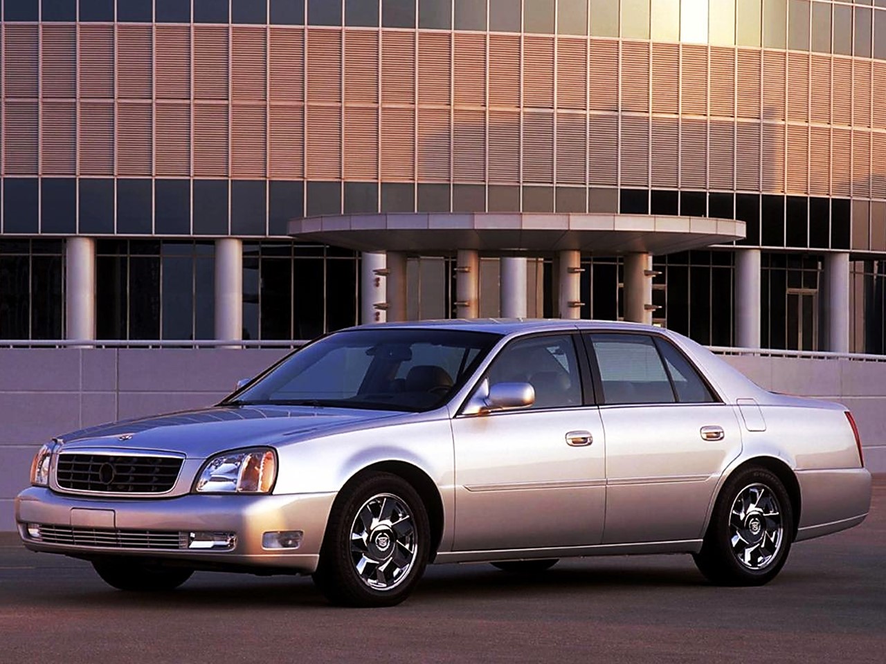 2002 Cadillac DTS 1