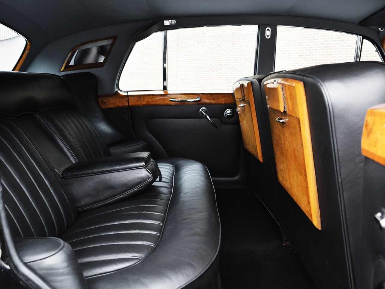 1963 Silver Cloud III 28