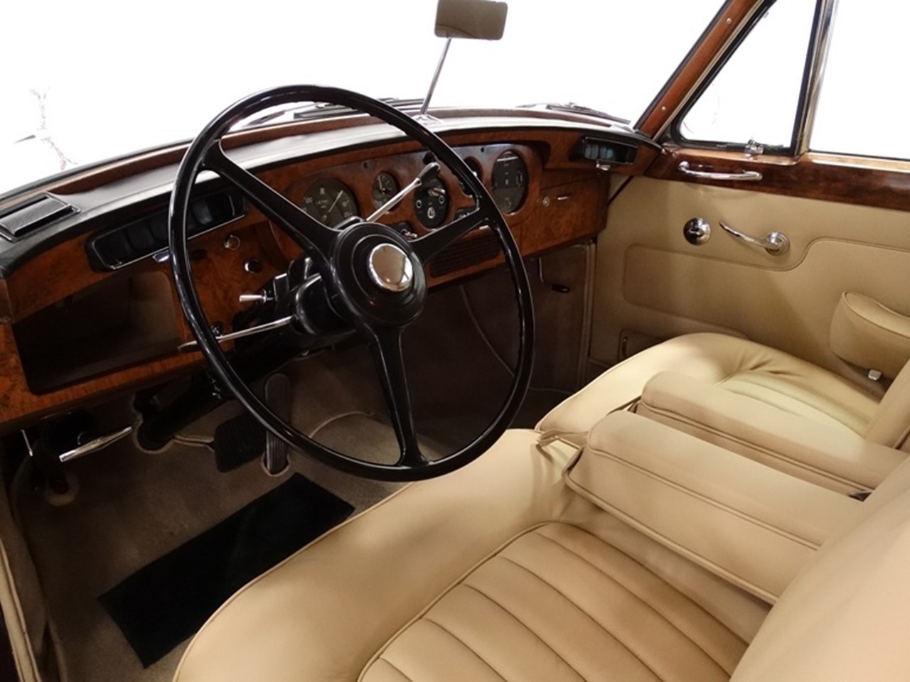 1965 Silver Cloud III 4