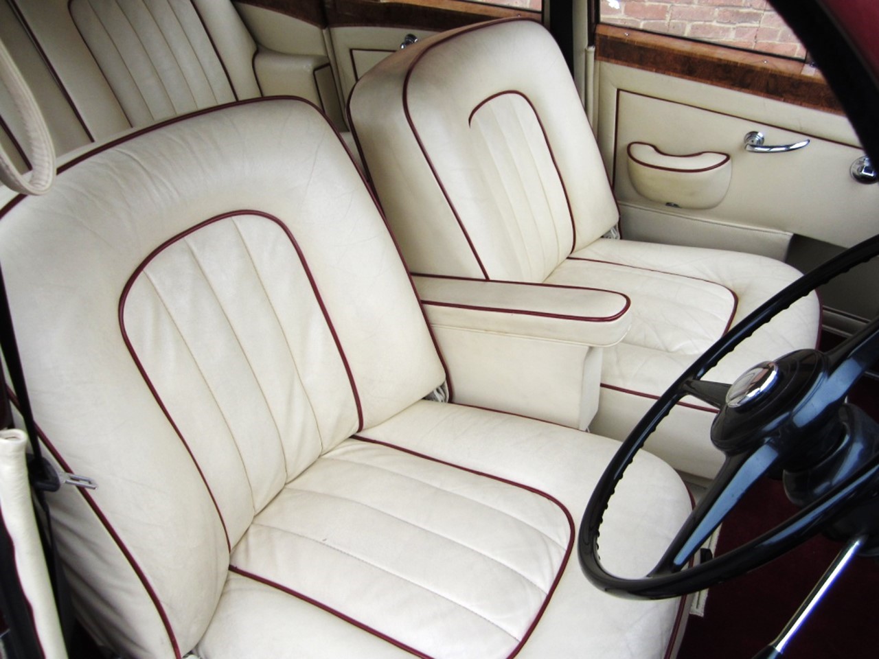 1965 Silver Cloud III Mulliner Flying Spur 4