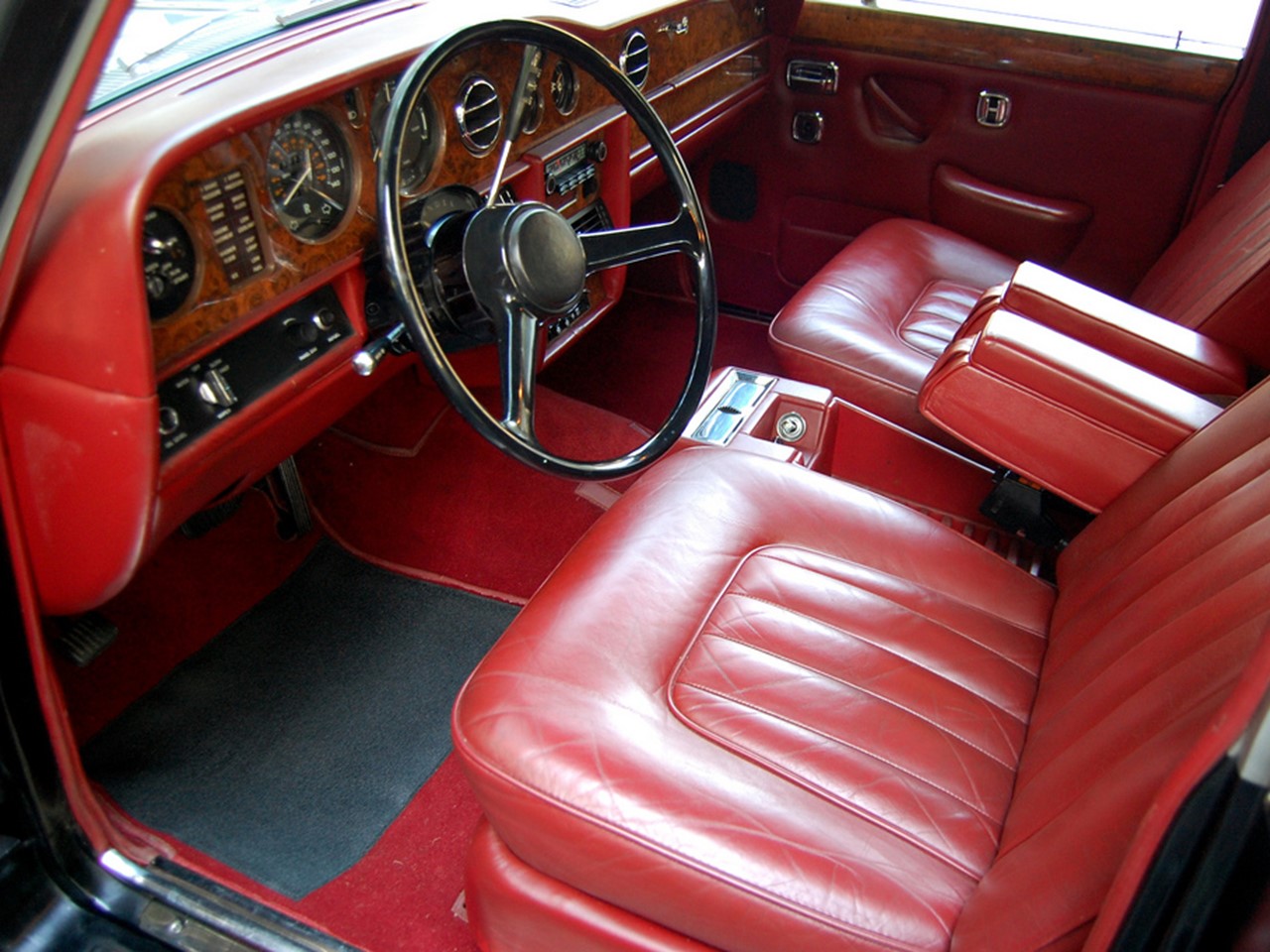 1978 Silver Wraith II silver & grey 2