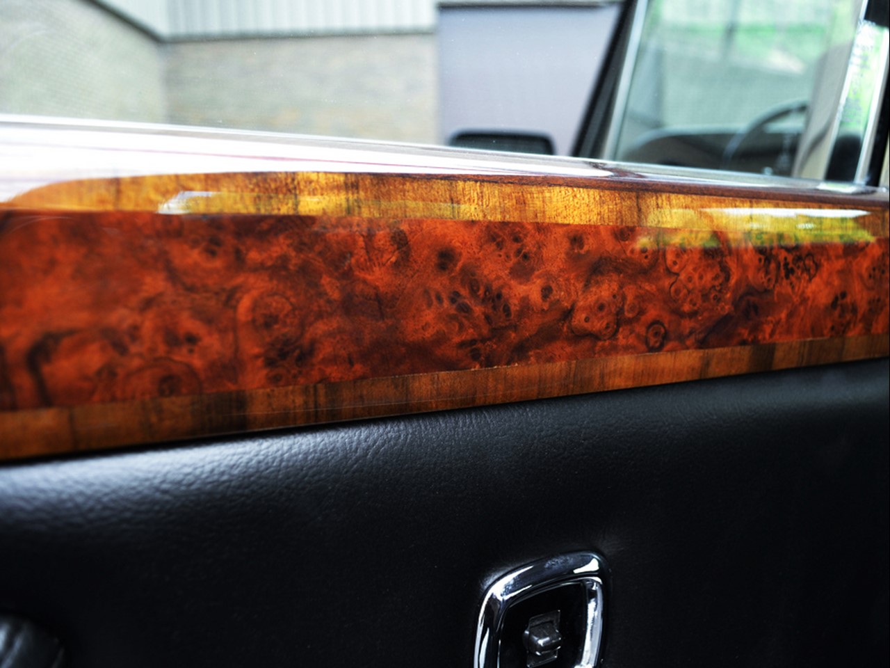 1980 Silver Wraith II 4-dooe saloon 14