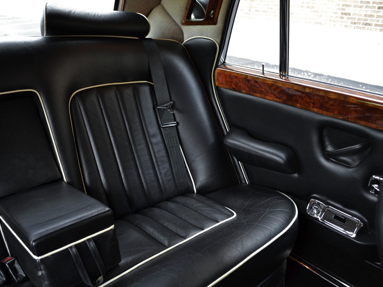 1980 Silver Wraith II 4-dooe saloon 17