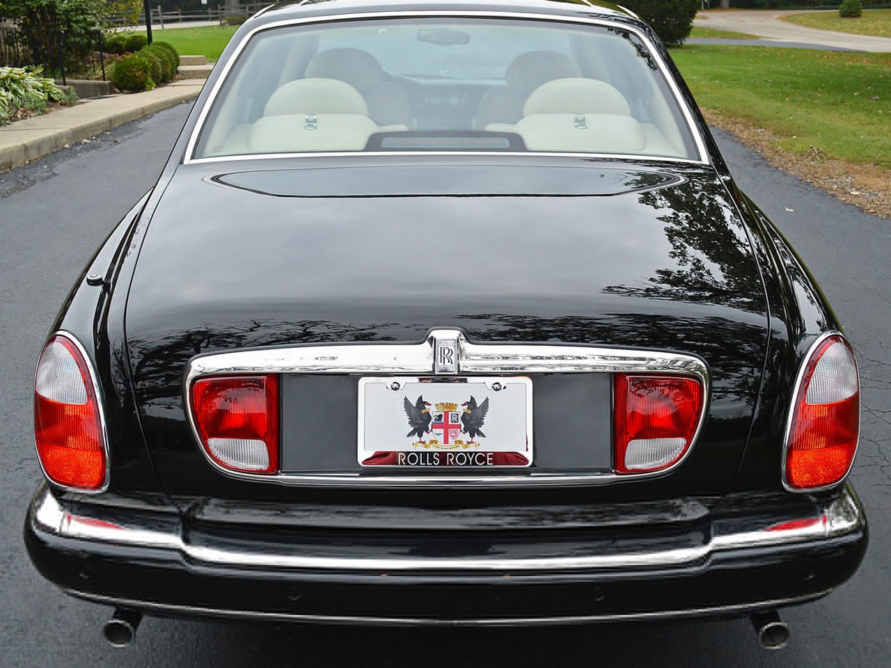 2000 Silver Seraph 2