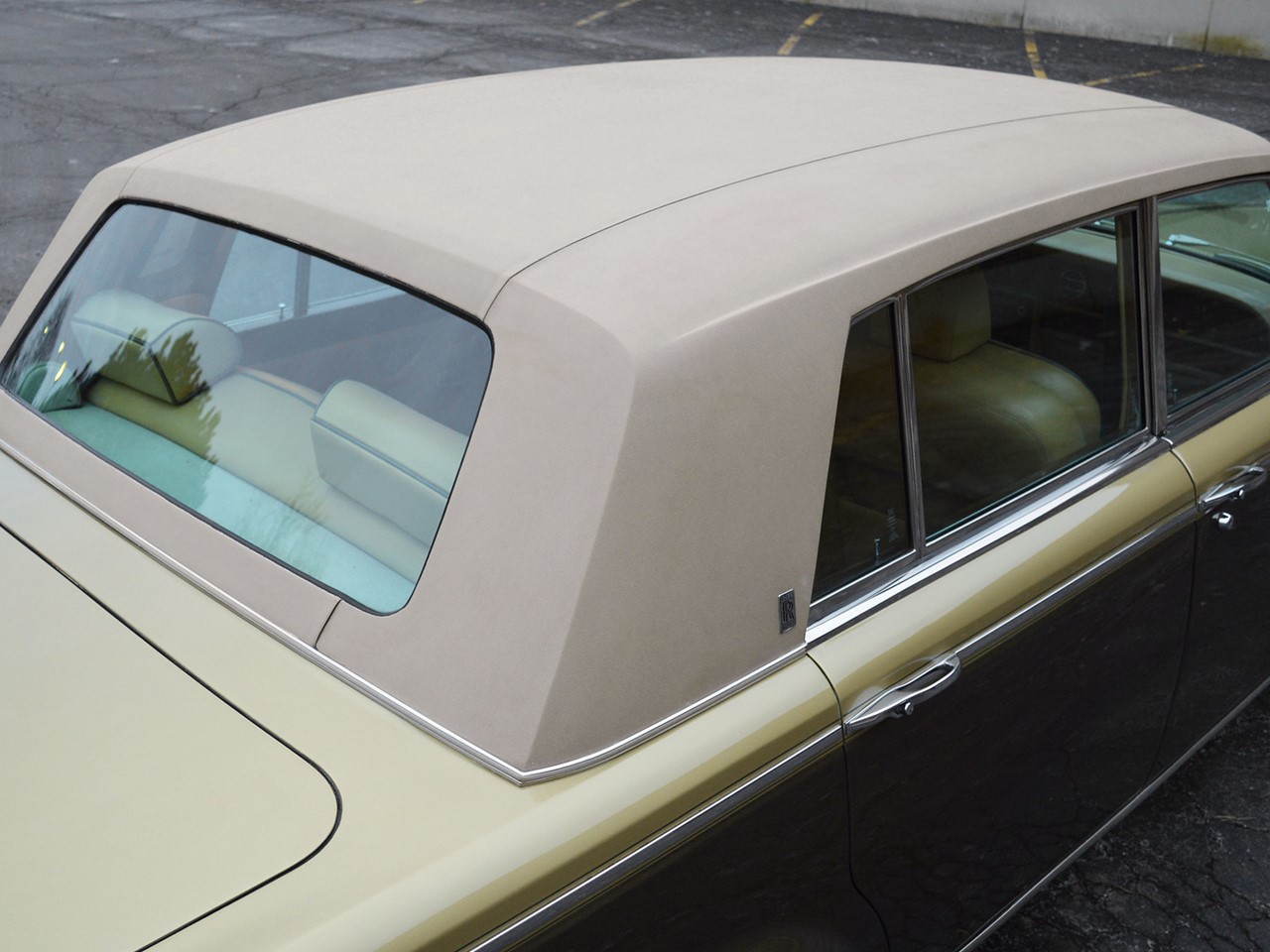 2078 Silver Wraith II Gold 7