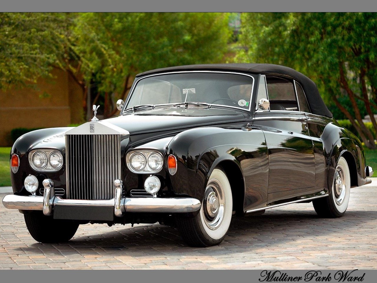 Silver Cloud Series III Mulliner Park Ward 2