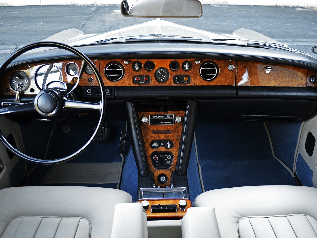 1972 Silver Shadow LWB Saloon 6