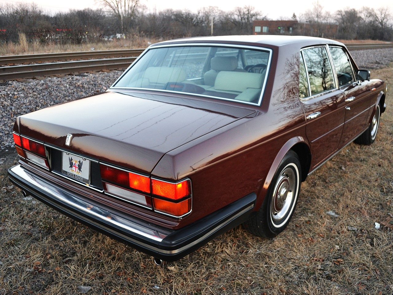 1981 Silver Spirit 4