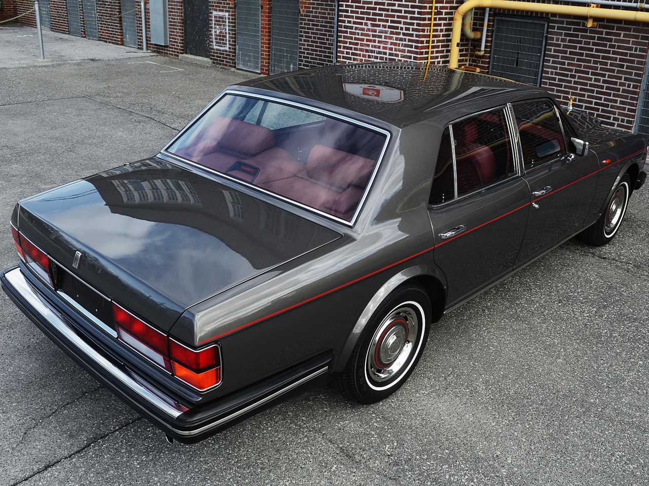 1987 Silver Spirit 15B