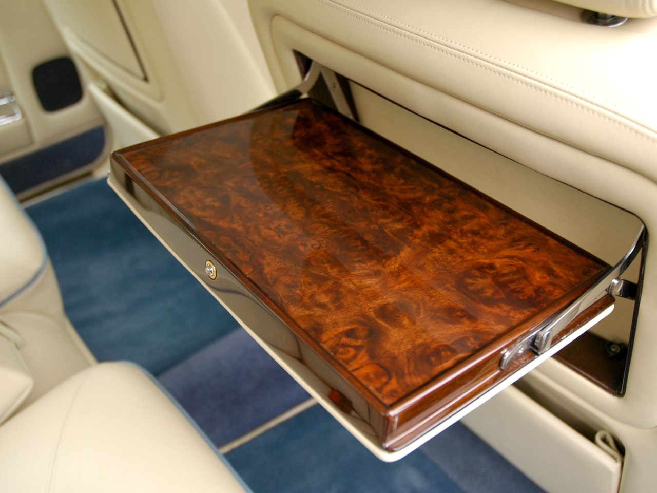 1989 Silver Spirit 7