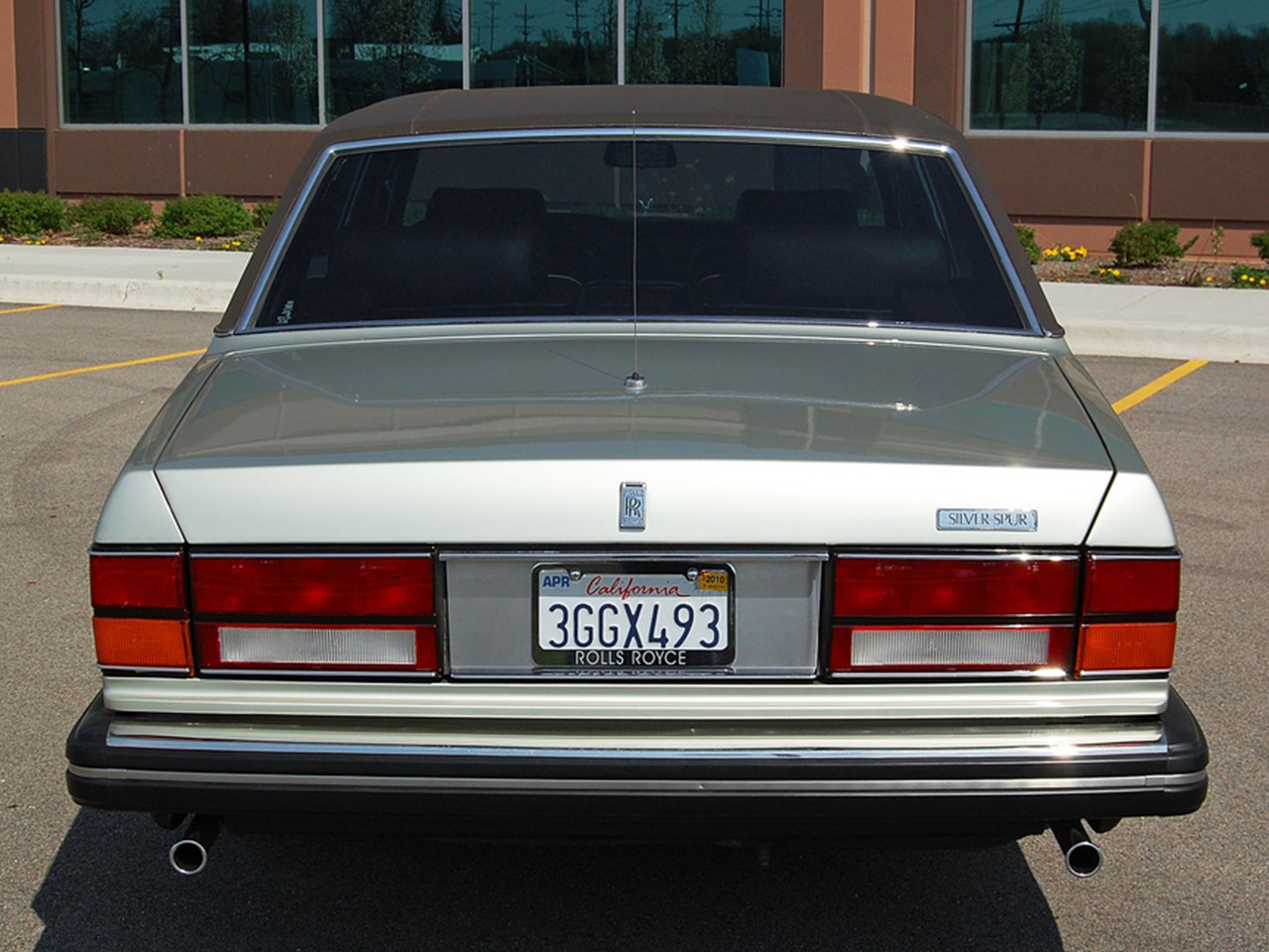 Silver Spur Saloon 2B
