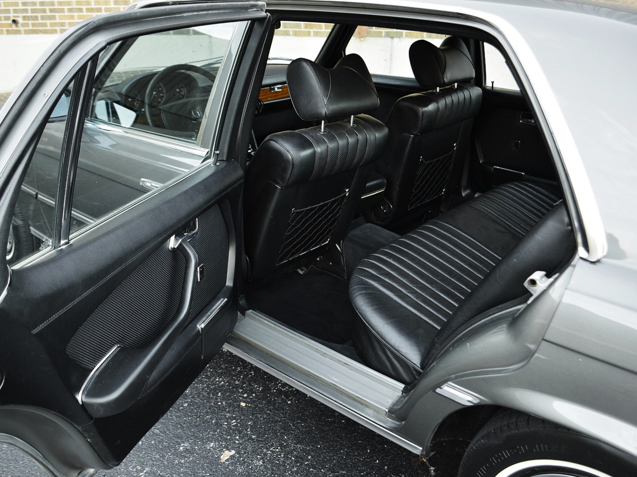 mercedes-benz-450sel-27