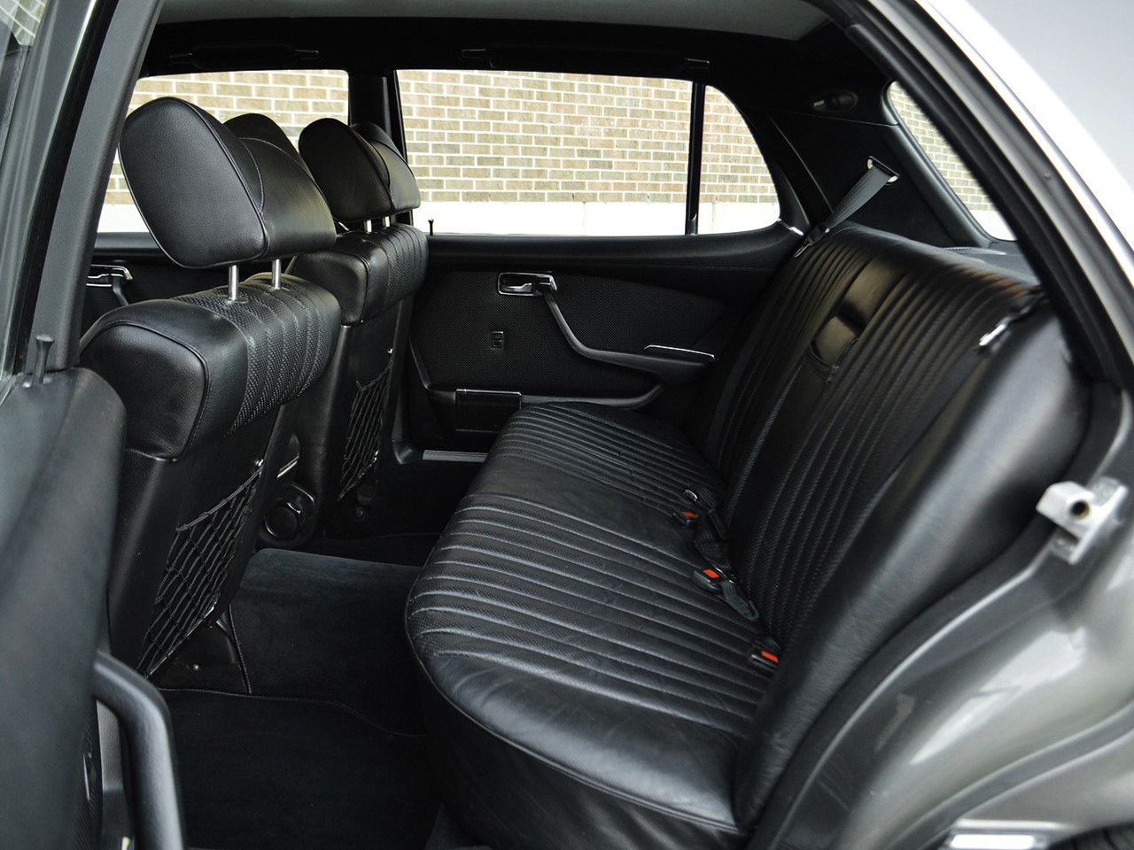 mercedes-benz-450sel-29