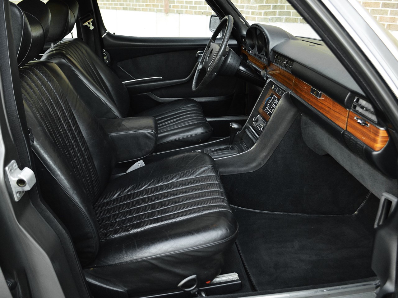 mercedes-benz-450sel-40