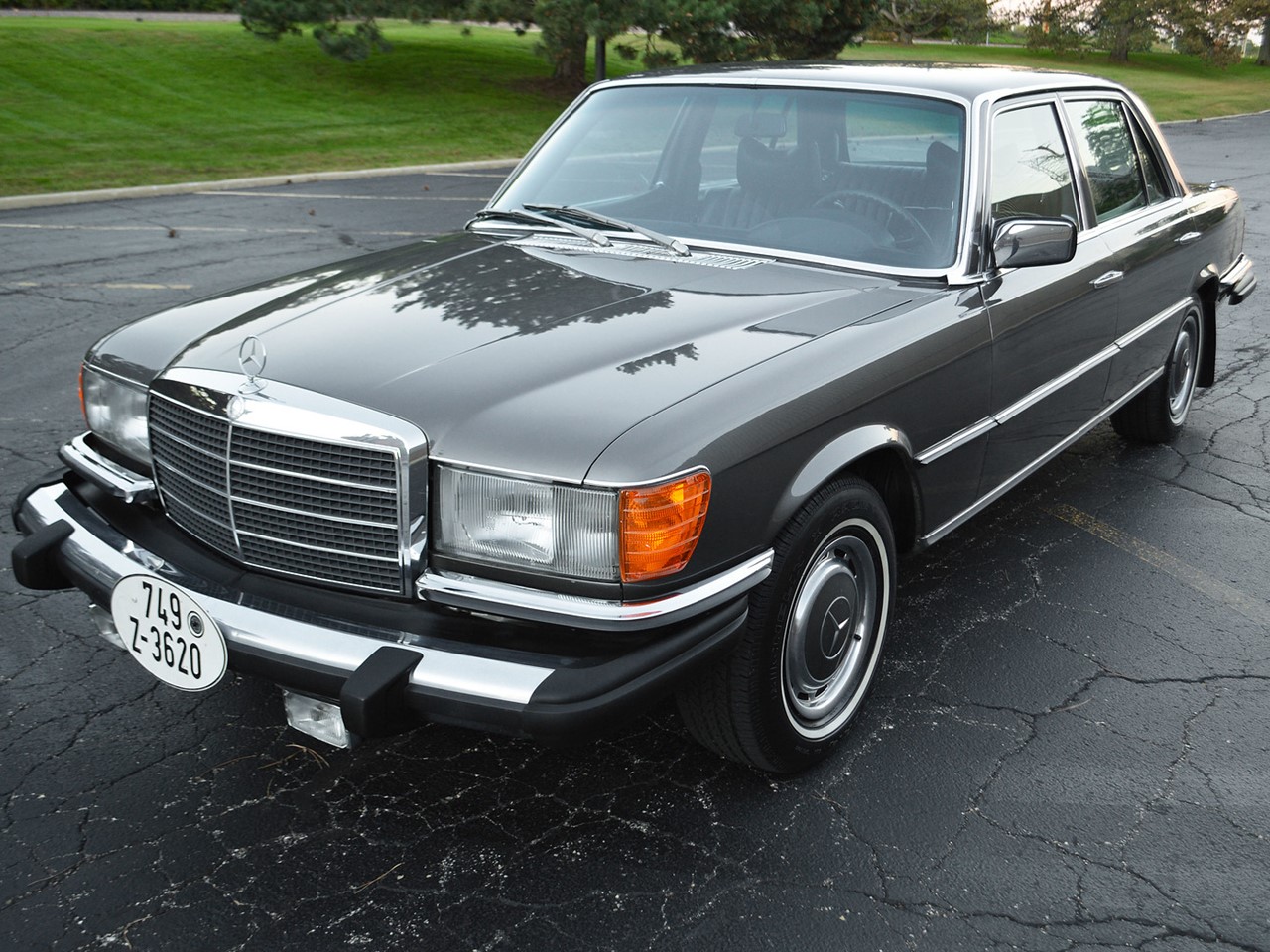 mercedes-benz-450sel-42