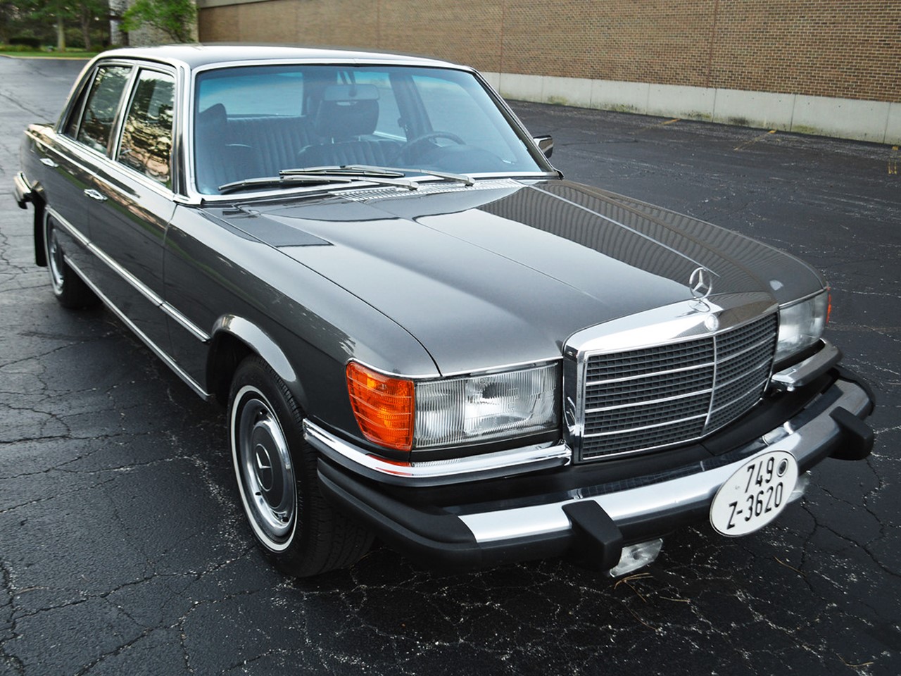 mercedes-benz-450sel-54