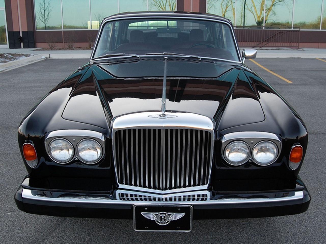1977-bentley-t2-1